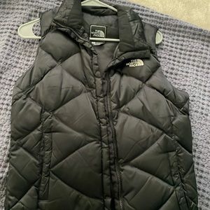 North Face Puffer Vest Black size small